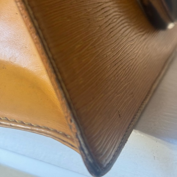 AUTHENTIC LOUIS VUITTON- SAC D'ÉPAULE LEATHER HANDBAG - Picture 13 of 14